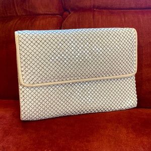 Whiting & Davis VTG Women's White Metal Sequin Snap Shimmer Shoulder Evening Bag
